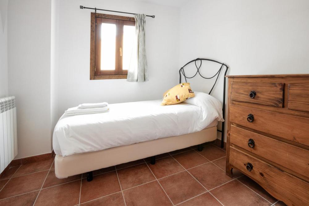 Hostal Antiguo Hospital Linares de Mora Eksteriør billede