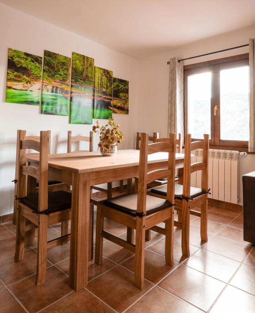 Hostal Antiguo Hospital Linares de Mora Eksteriør billede