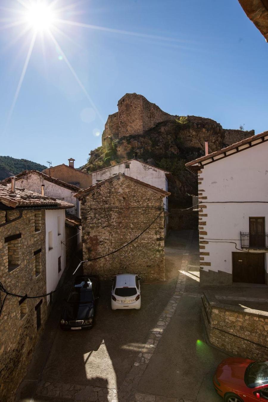 Hostal Antiguo Hospital Linares de Mora Eksteriør billede