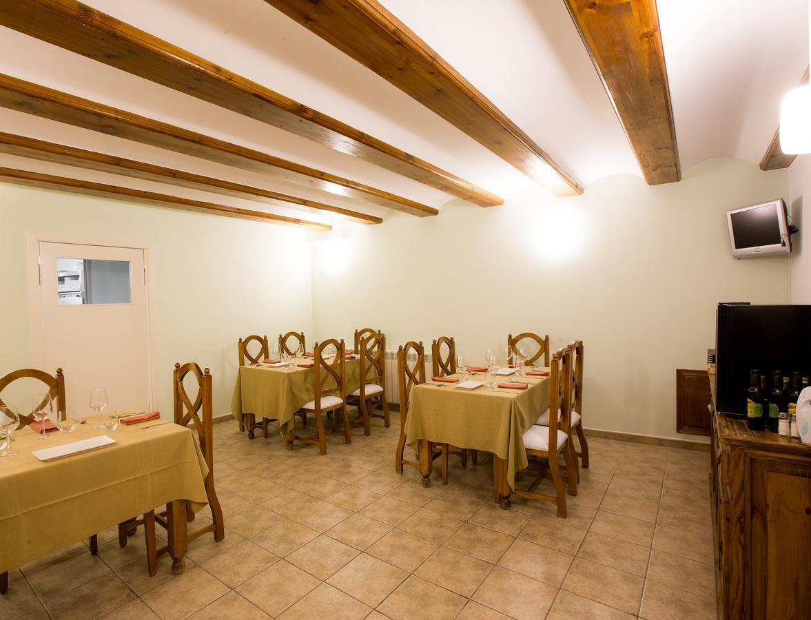 Hostal Antiguo Hospital Linares de Mora Eksteriør billede